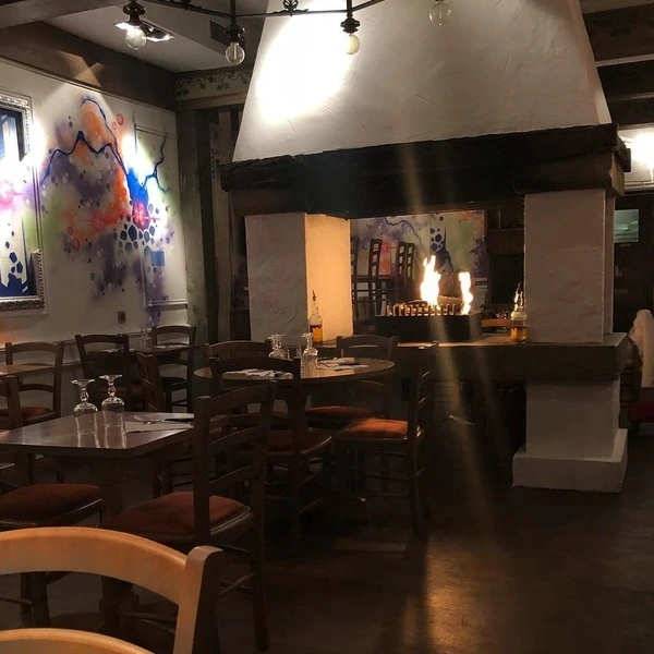 Restaurant Le Oulala halal Paris - décoration intérieure chaleureuse