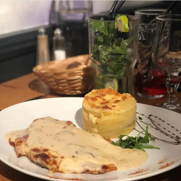 Escalope normande halal - Restaurant Le Oulala Paris